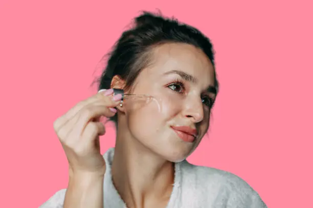 Toner after cleansing the skin at home