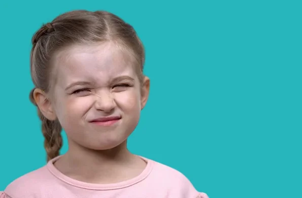 Sudden vision loss is a symptom of retinal detachment in children