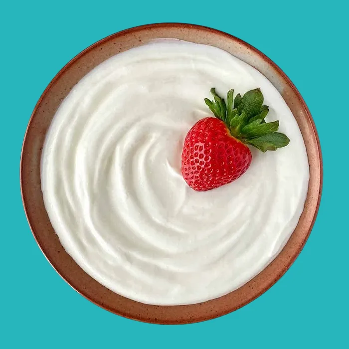 The most important benefits of yogurt for digestion and skin 