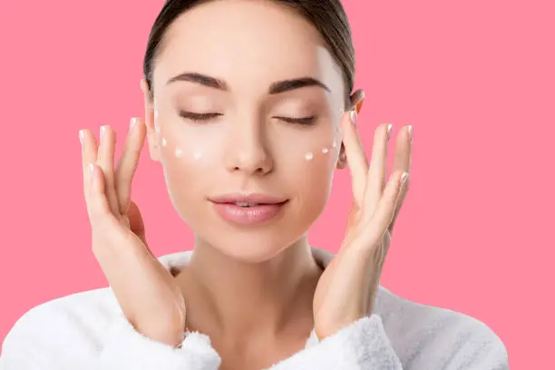 Moisturize skin before makeup