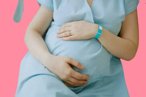 natural birth and caesarean section