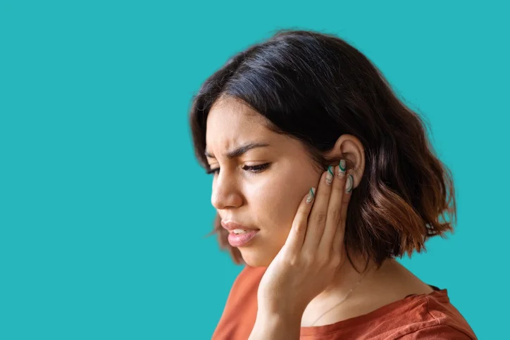 عدم القدرة على السماع من اعراض التهابات الاذن