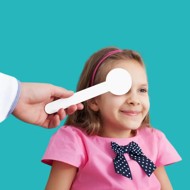 طريقة علاج كسل العين عند الاطفال؟ 