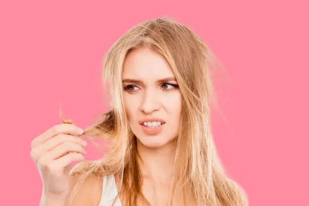 Flax seeds to reduce hair frizz