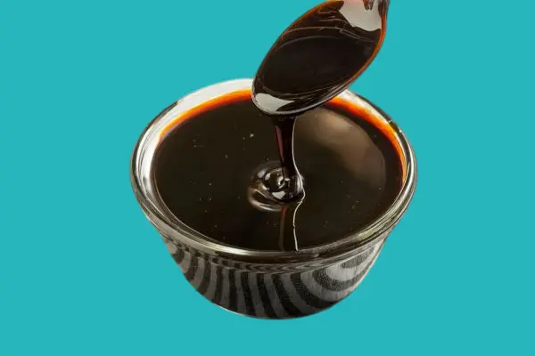 العسل الاسود يمد الجسم بالطاقة