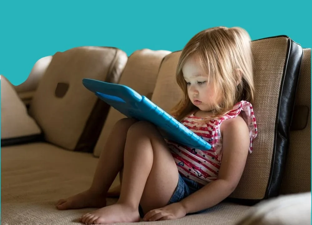 Sitting in front of screens causes poor eyesight in children