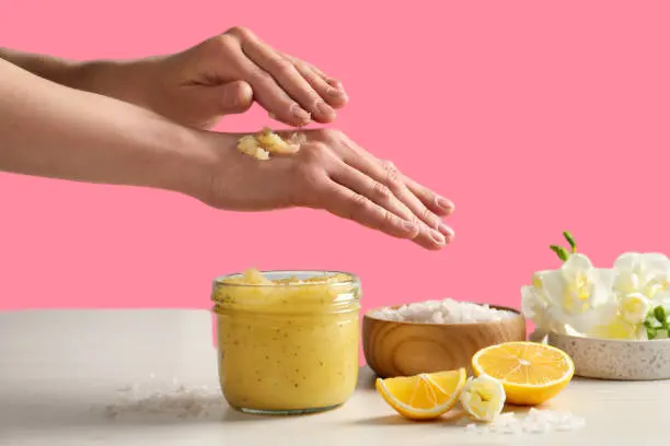 Exfoliation to prevent ingrown body hair