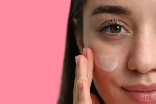 Moisturizing products for skin after thirty