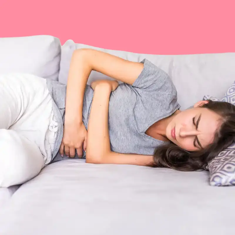 8 tips to reduce bloating and fatigue during your period 