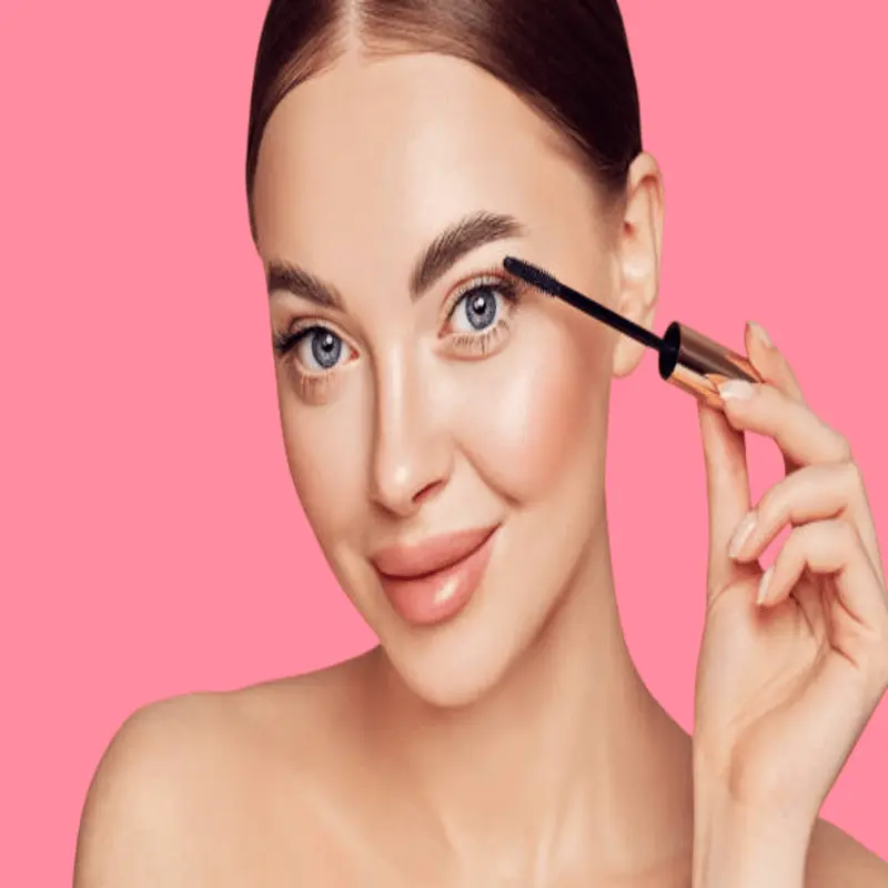 The most important benefits of castor oil for thickening eyelashes 