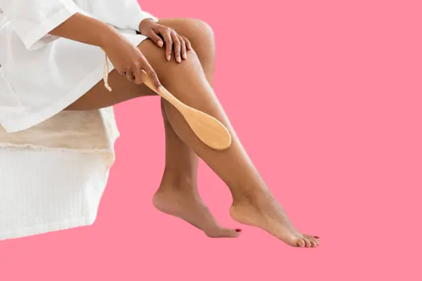 Dry brush for body exfoliation