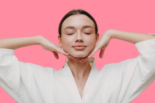 Sheet mask for radiant skin