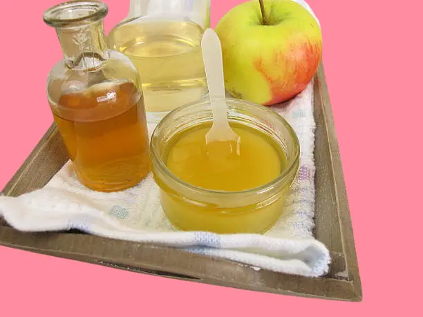 Apple cider vinegar and honey for hair