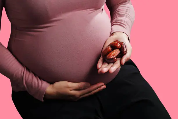 Dates to facilitate natural childbirth