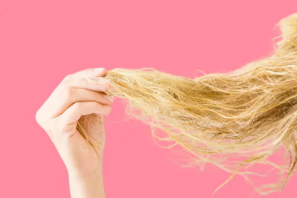 The dangers of using shampoo daily