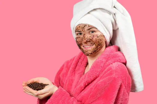 اهمية التقشير للبشرة