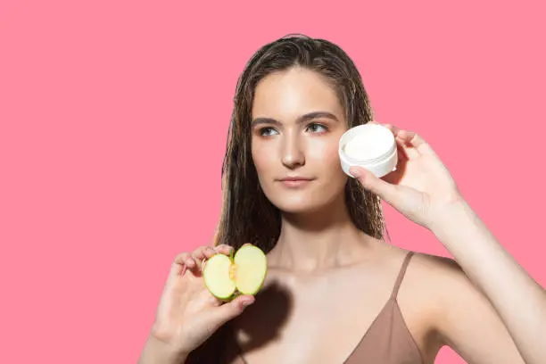 Tips for using apples in skin care