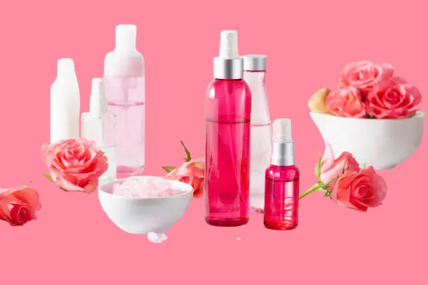 Rose water toner for the skin