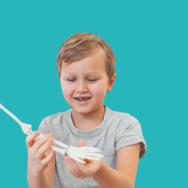 كيفية حماية الطفل من هشاشة العظام المبكرة؟ 