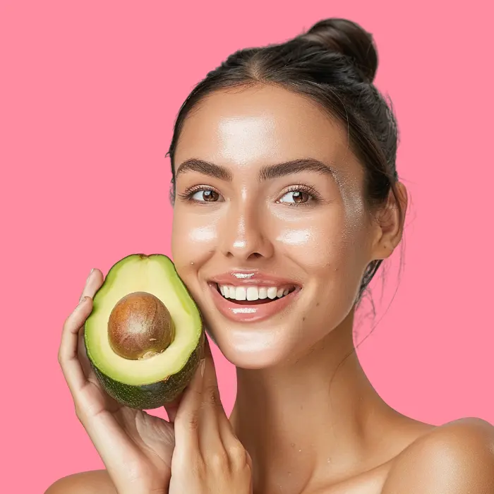 Benefits of avocado for moisturizing hair and deeply treating split ends 