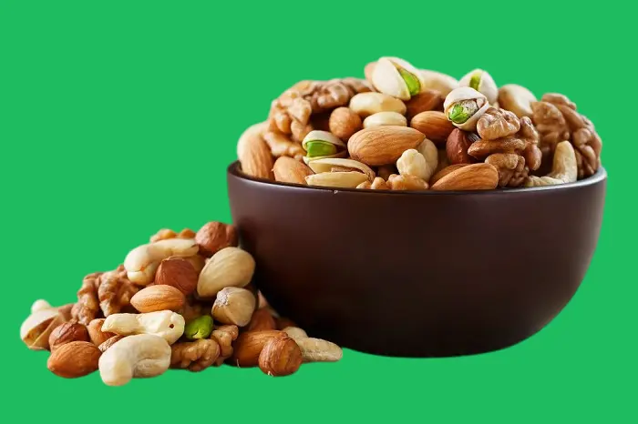 المكسرات الغنية بالمغنيسيوم