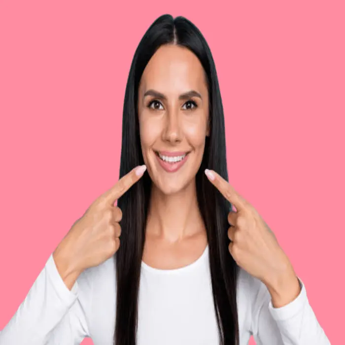 روتين العناية اليومي لتبييض الاسنان 