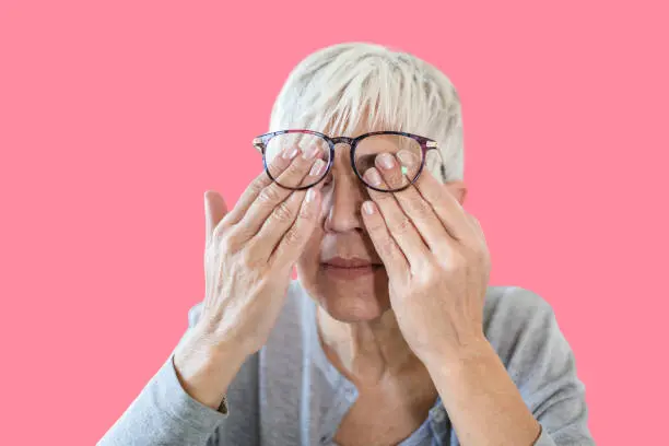 Types of eye infections in women